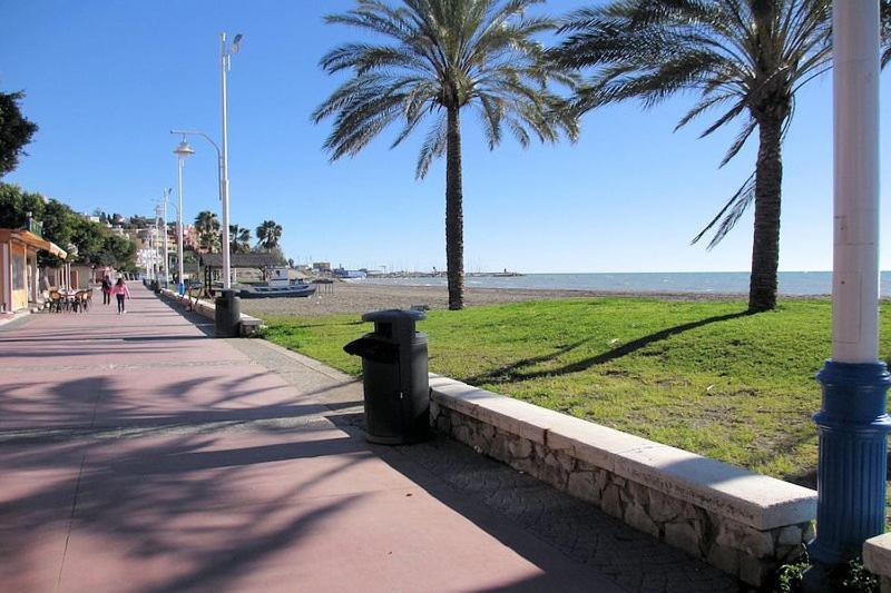 Apartamento Ático Cerca Del Mar Málaga Esterno foto