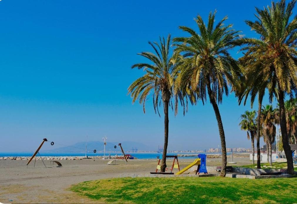 Apartamento Ático Cerca Del Mar Málaga Esterno foto